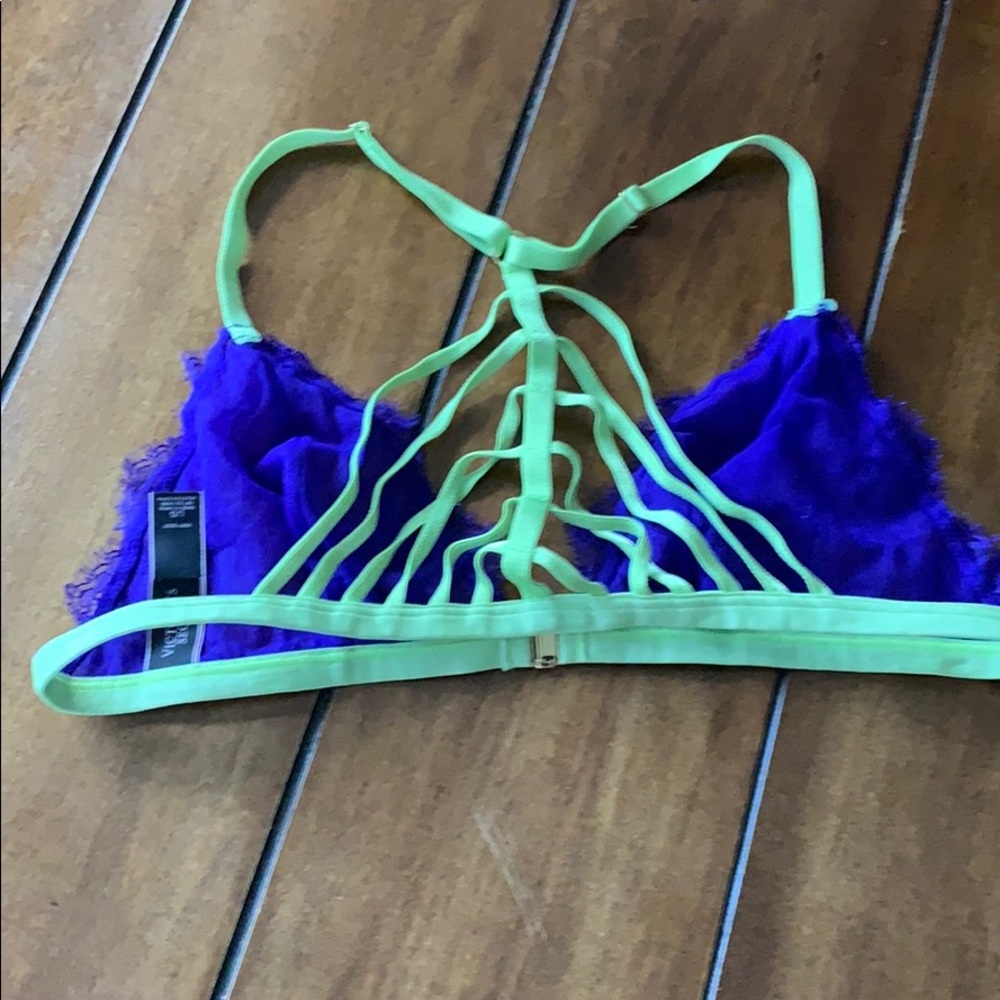 Bra - Picture 2 of 4